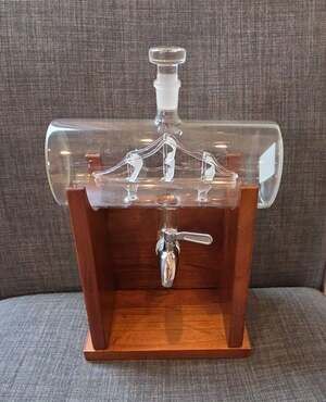 Jillmo Whiskey Decanter Set, 42 Oz. 1250ml Whiskey Ship Decanter - Read Descript